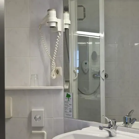 Munich North 酒店 弗赖兴附近诺伊法尔恩